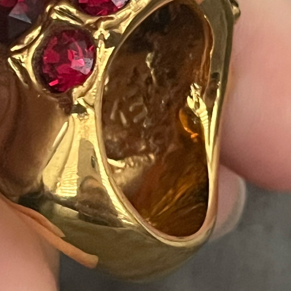 Alexander McQueen Stone Skull Ring - Picture 10 of 13